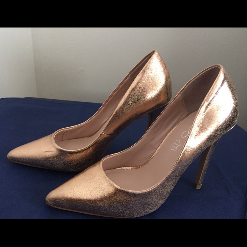 Aldo Genuine Leather size 6